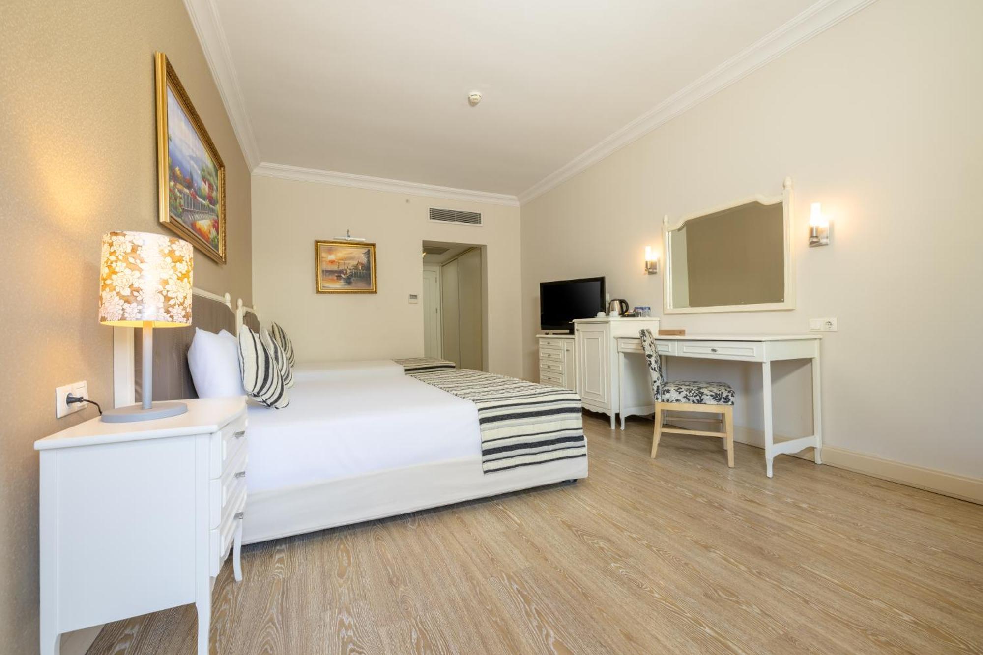 Crystal Tat Beach Golf Resort & Spa Belek Exterior foto
